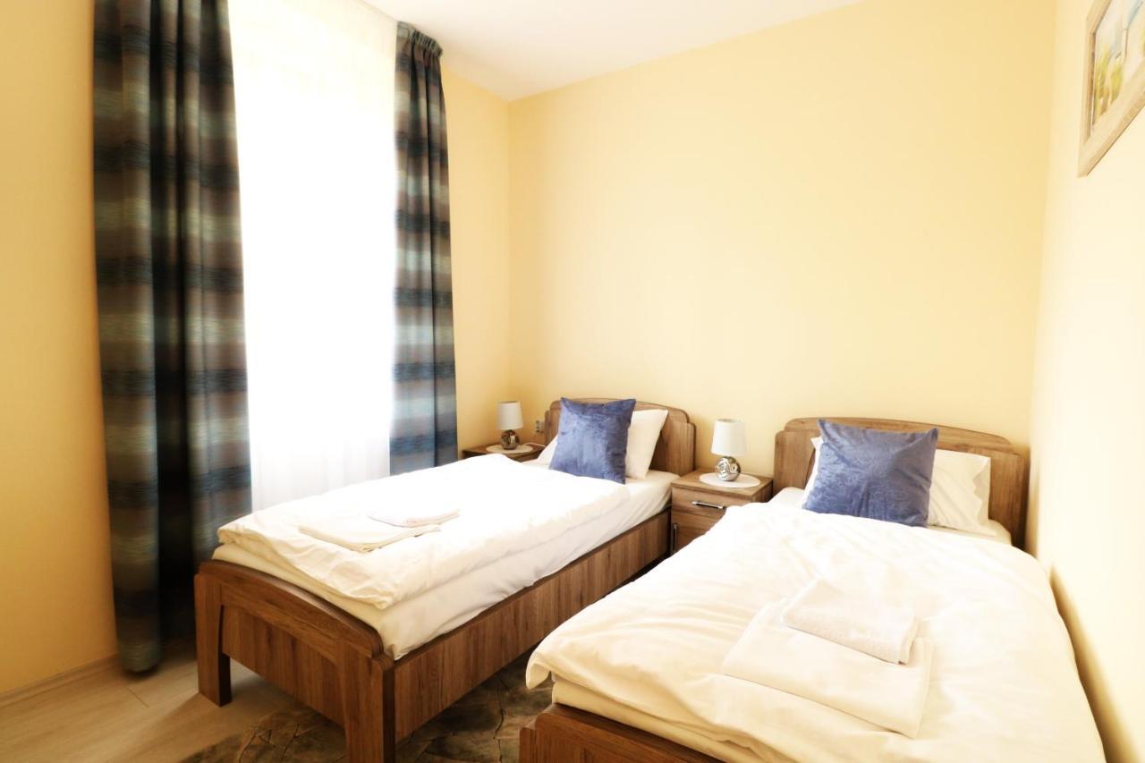 Classic Apartman Szegedin Exterior foto